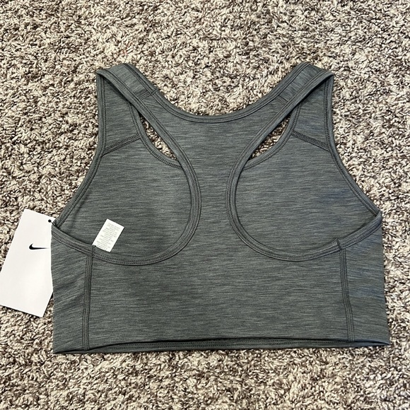 Nike Women’s Sports Bra - Picture 3 of 4